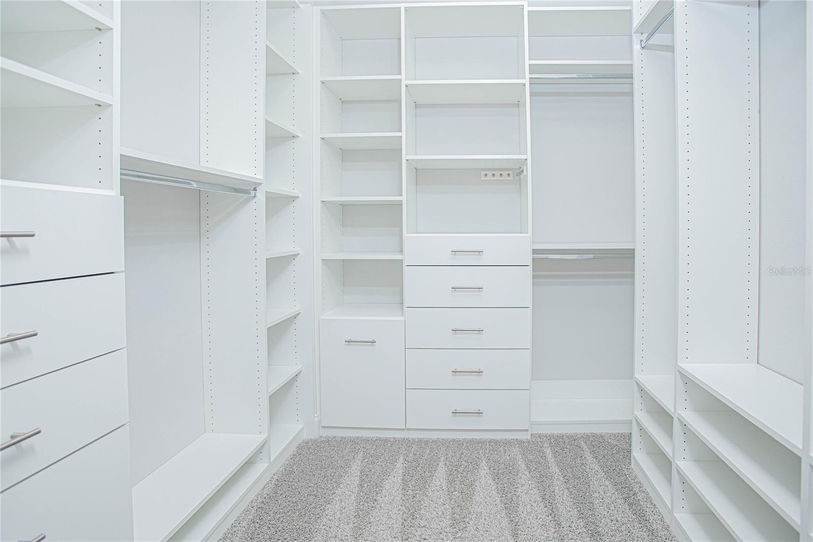 Image 16 of 43 For 8669 Tavistock Lakes Boulevard