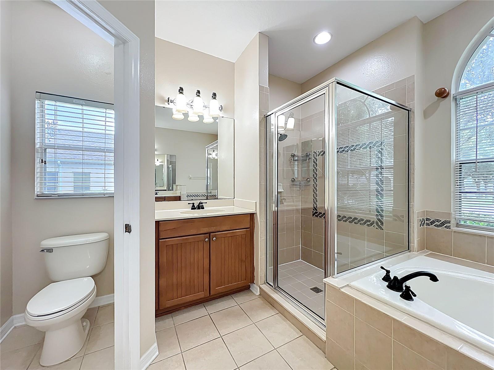 Image 44 of 87 For 805 Valleyway Dr