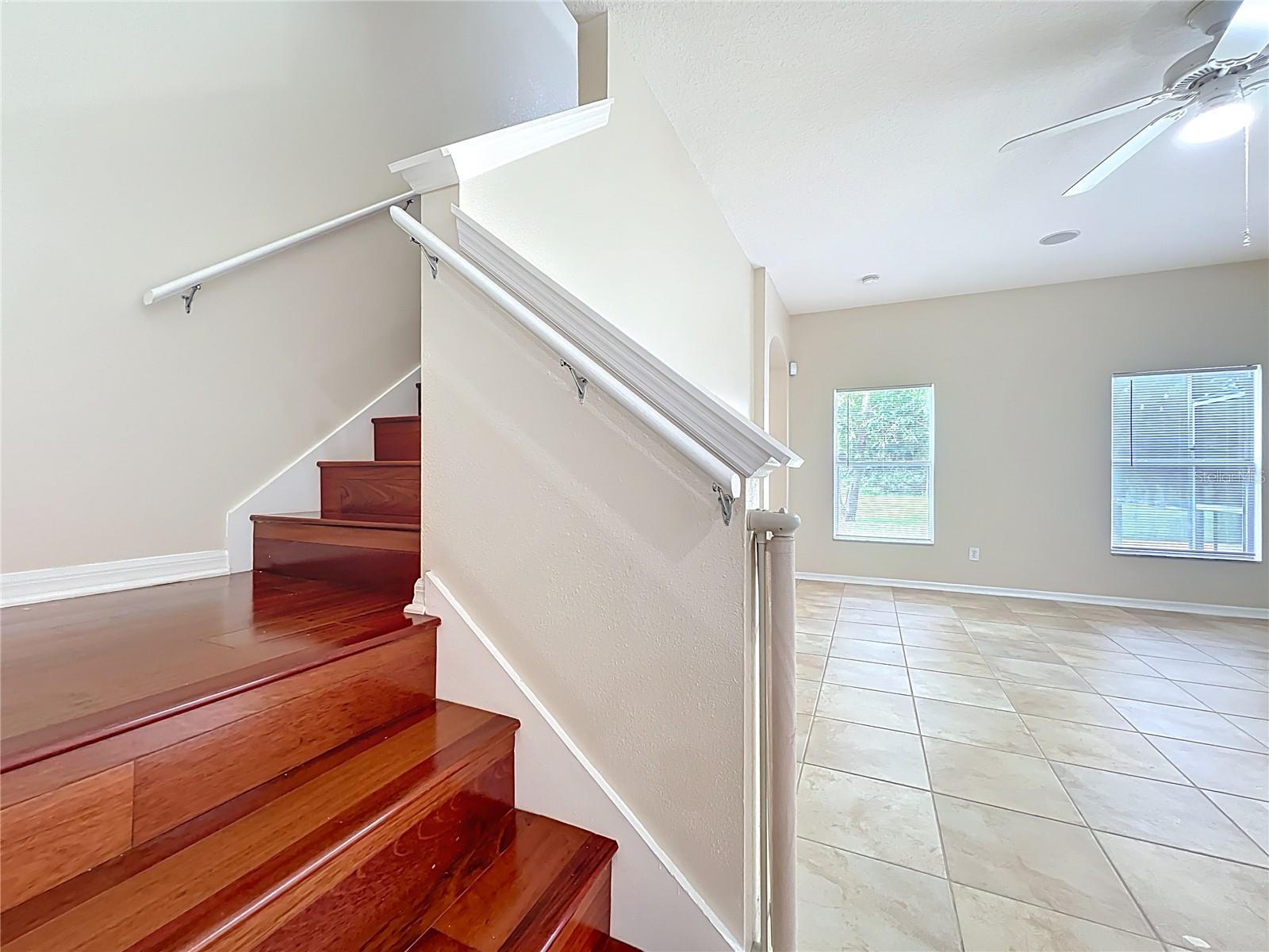 Image 50 of 87 For 805 Valleyway Dr