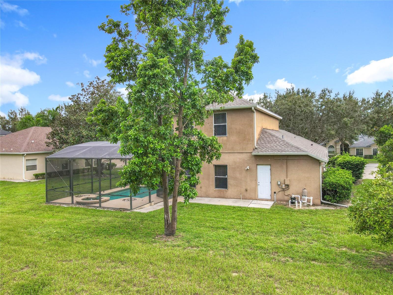 Image 70 of 87 For 805 Valleyway Dr