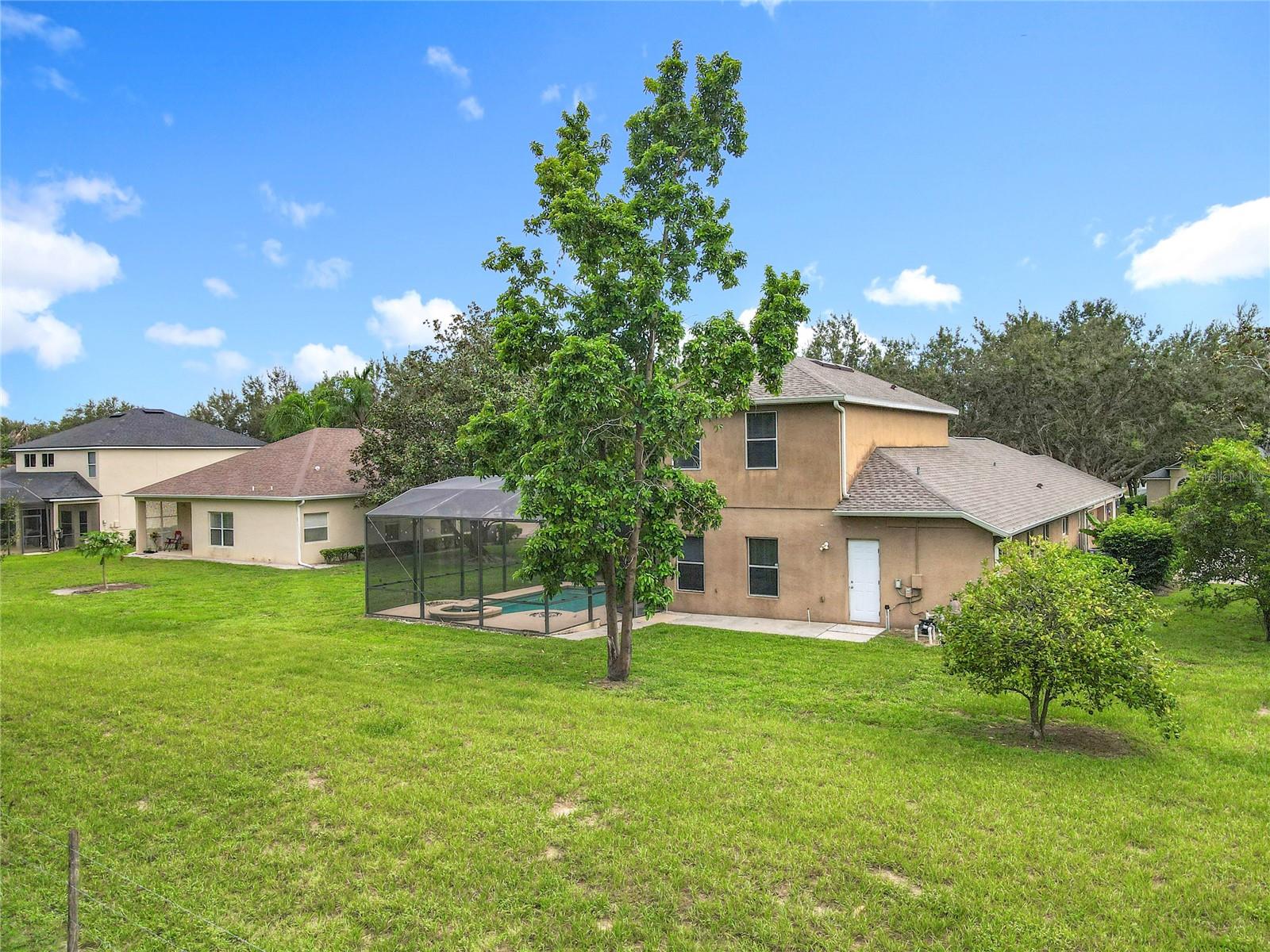 Image 71 of 87 For 805 Valleyway Dr