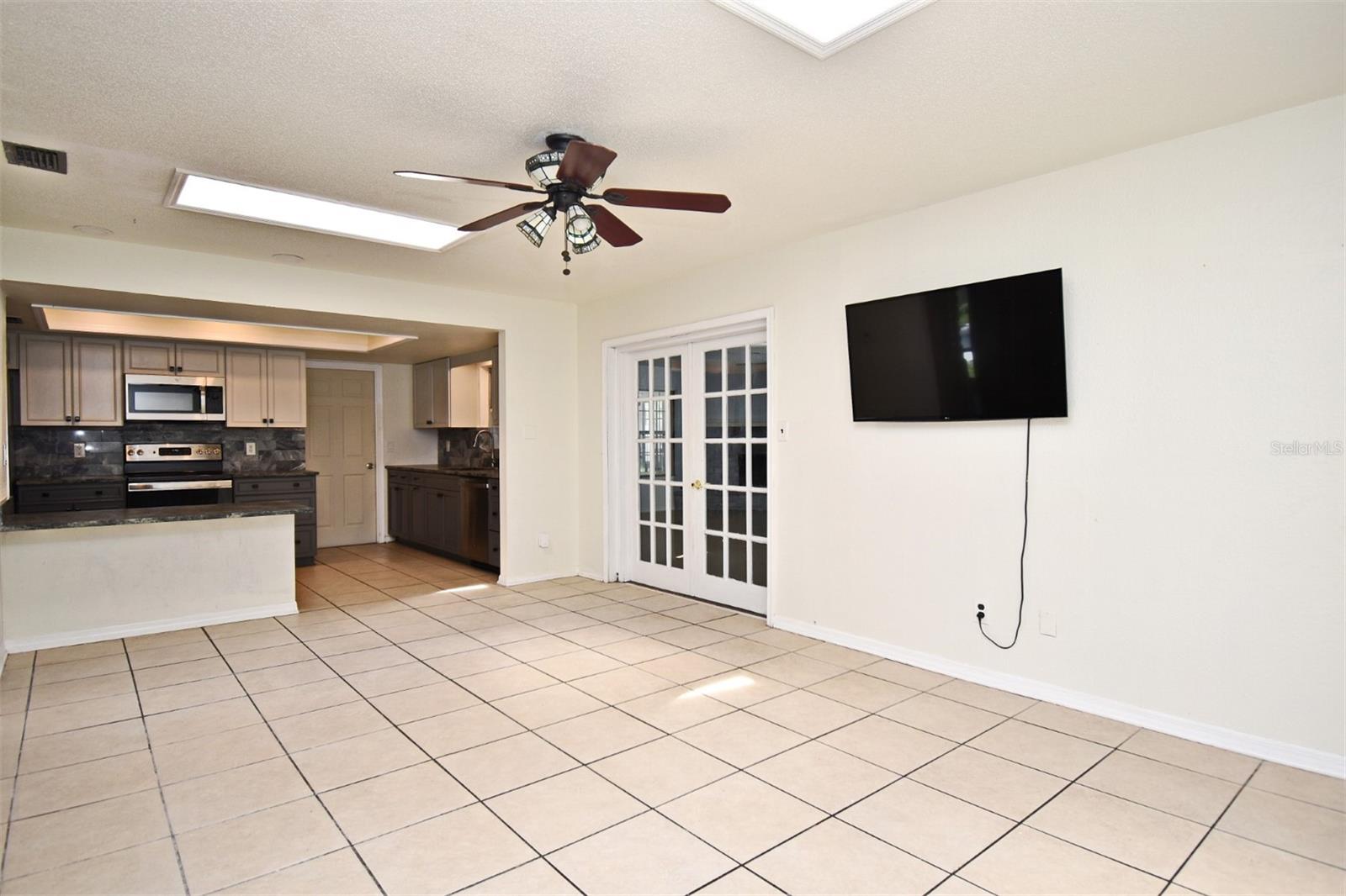 Image 16 of 51 For 5133 Brenda Drive