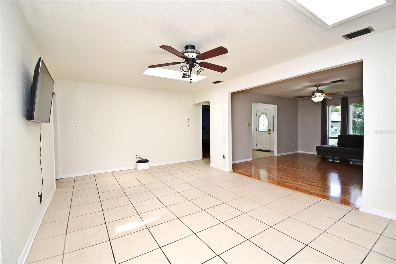 Image 19 of 51 For 5133 Brenda Drive