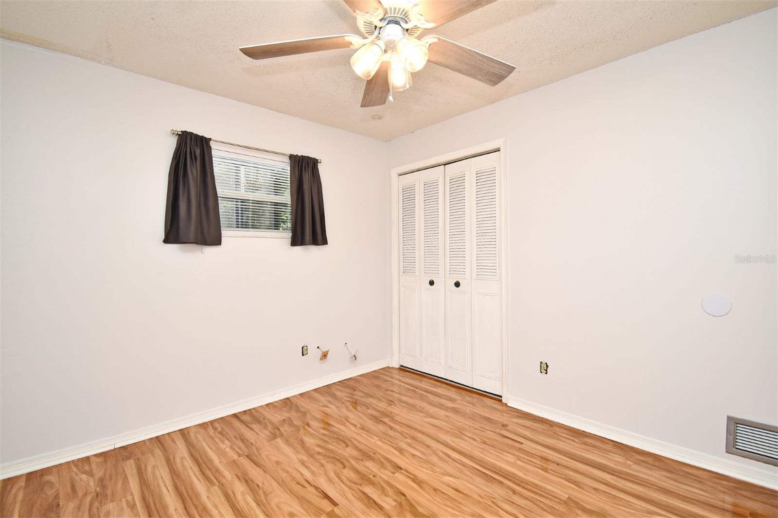 Image 29 of 51 For 5133 Brenda Drive