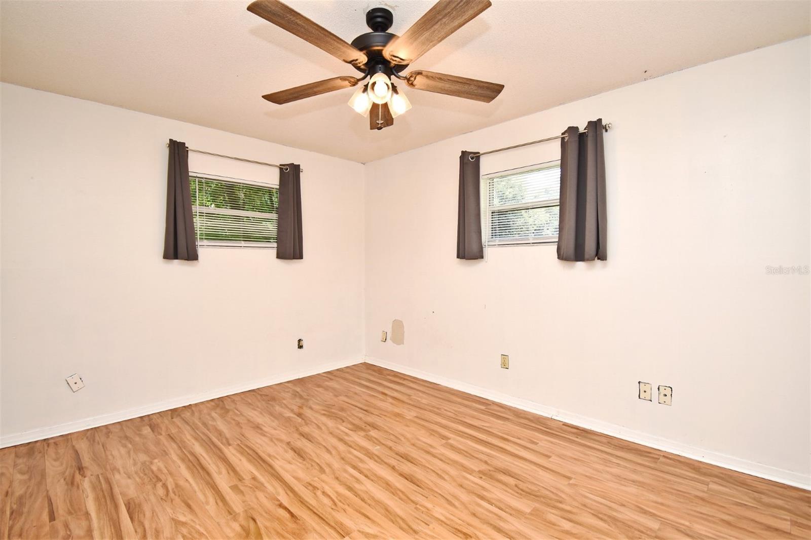 Image 31 of 51 For 5133 Brenda Drive