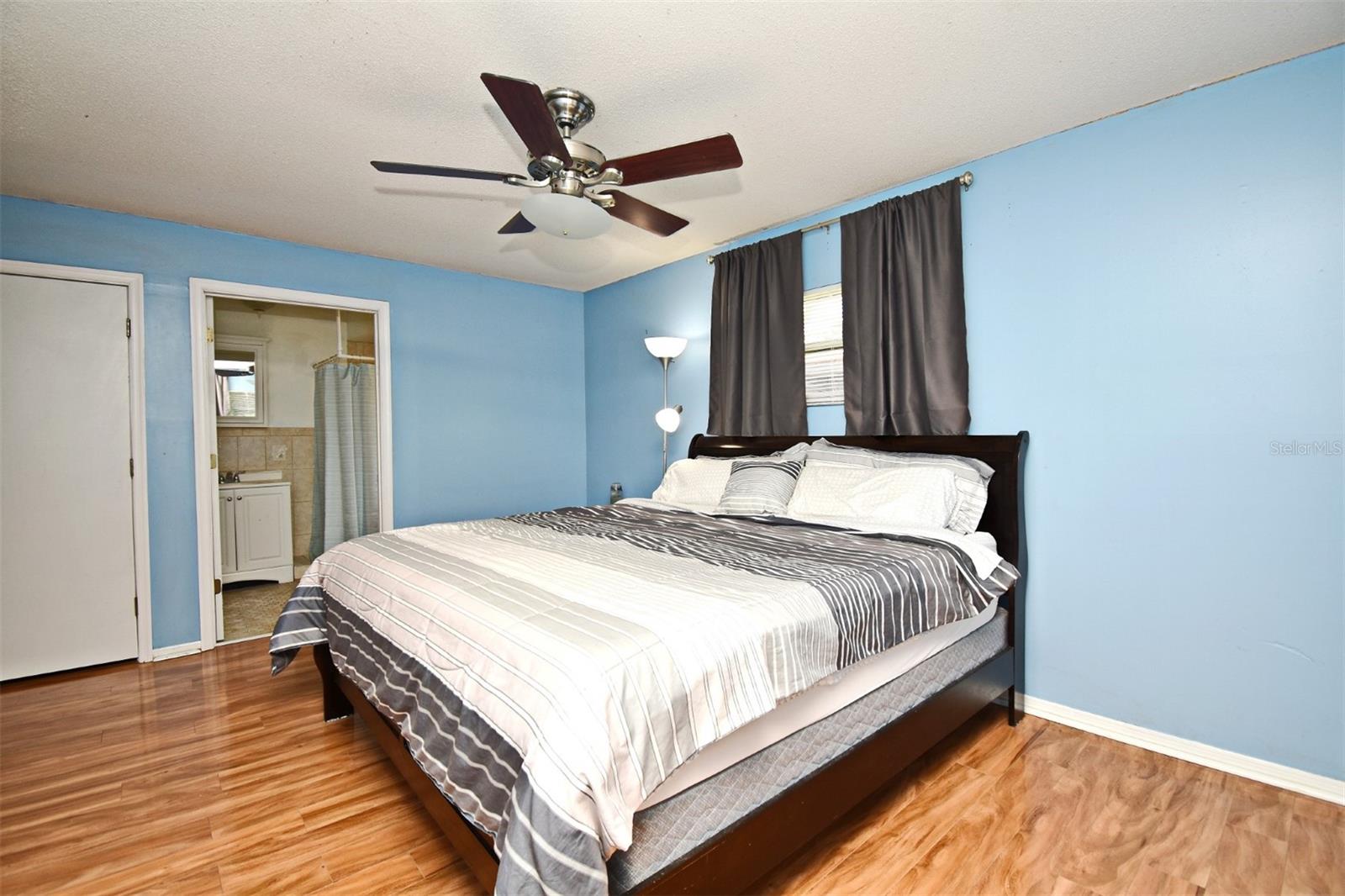 Image 38 of 51 For 5133 Brenda Drive