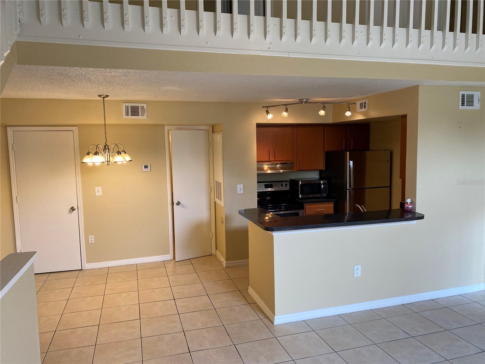 Image 3 of 13 For 405 Fountainhead Circle 243