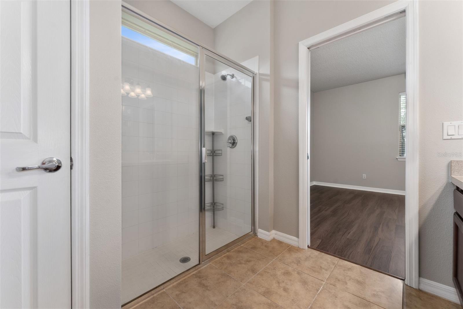 Image 10 of 27 For 2772 Mead Avenue