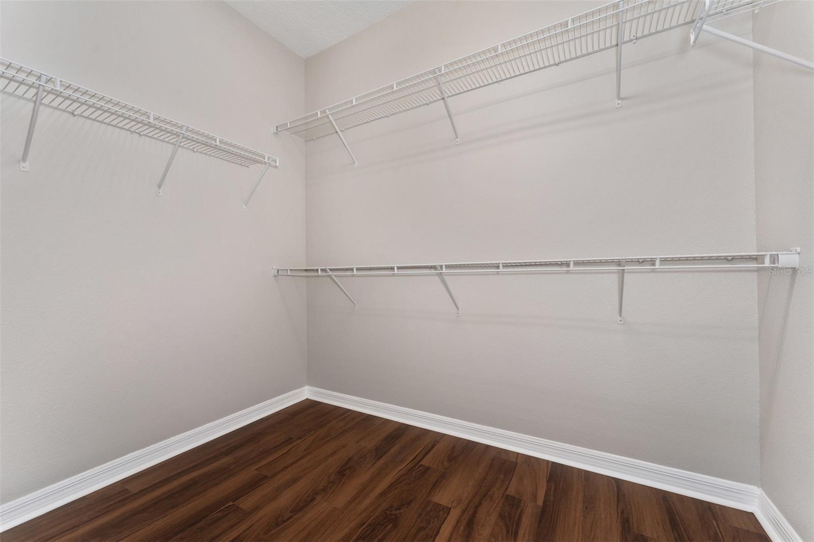 Image 11 of 27 For 2772 Mead Avenue