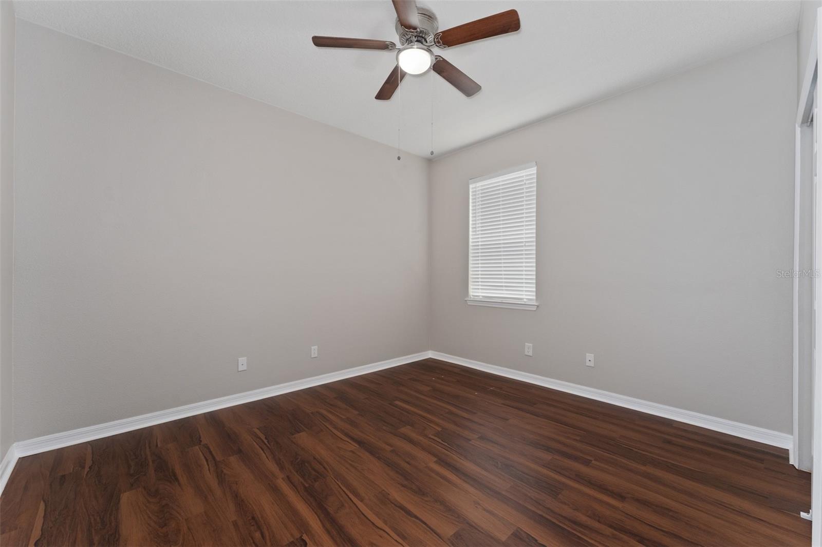 Image 18 of 27 For 2772 Mead Avenue