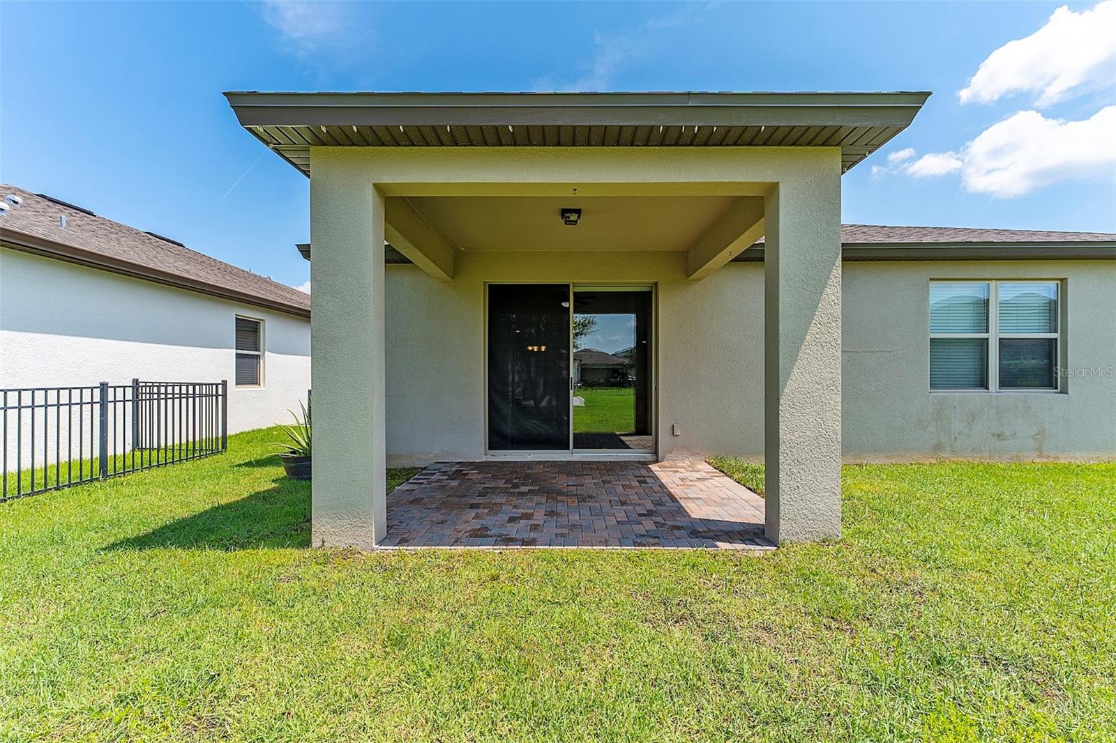 Image 22 of 27 For 2772 Mead Avenue