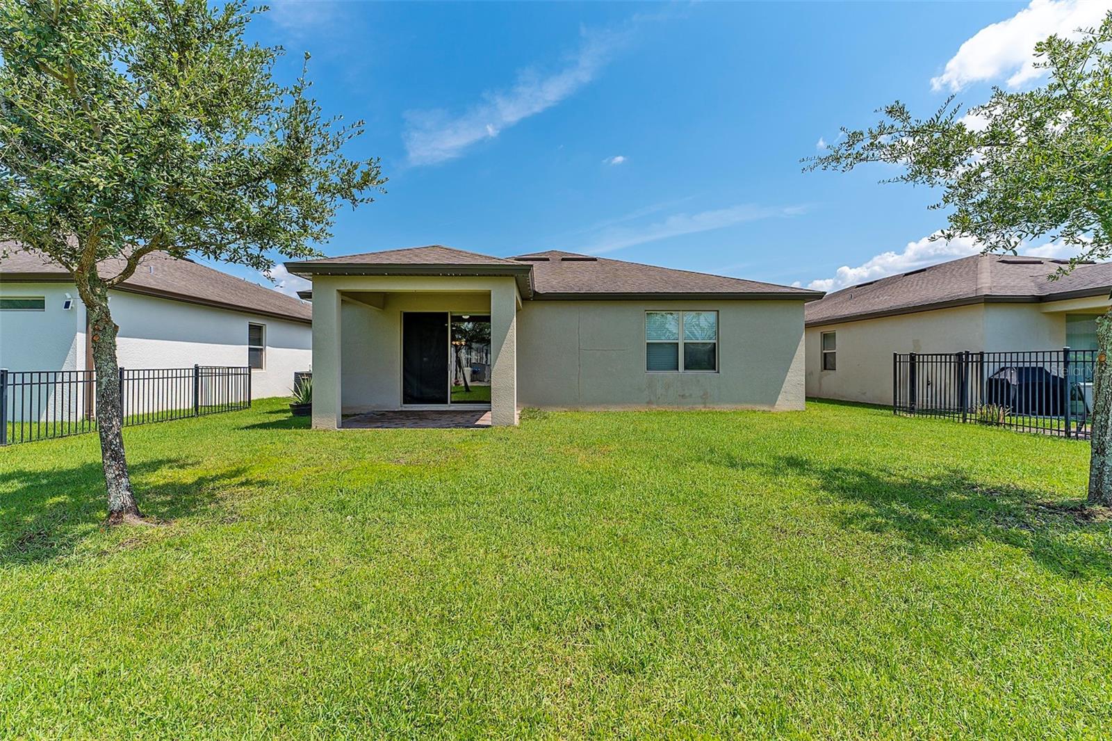 Image 23 of 27 For 2772 Mead Avenue