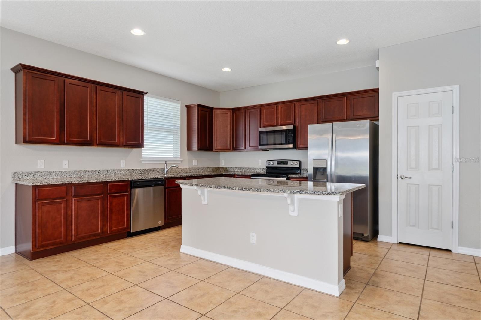 Image 3 of 27 For 2772 Mead Avenue