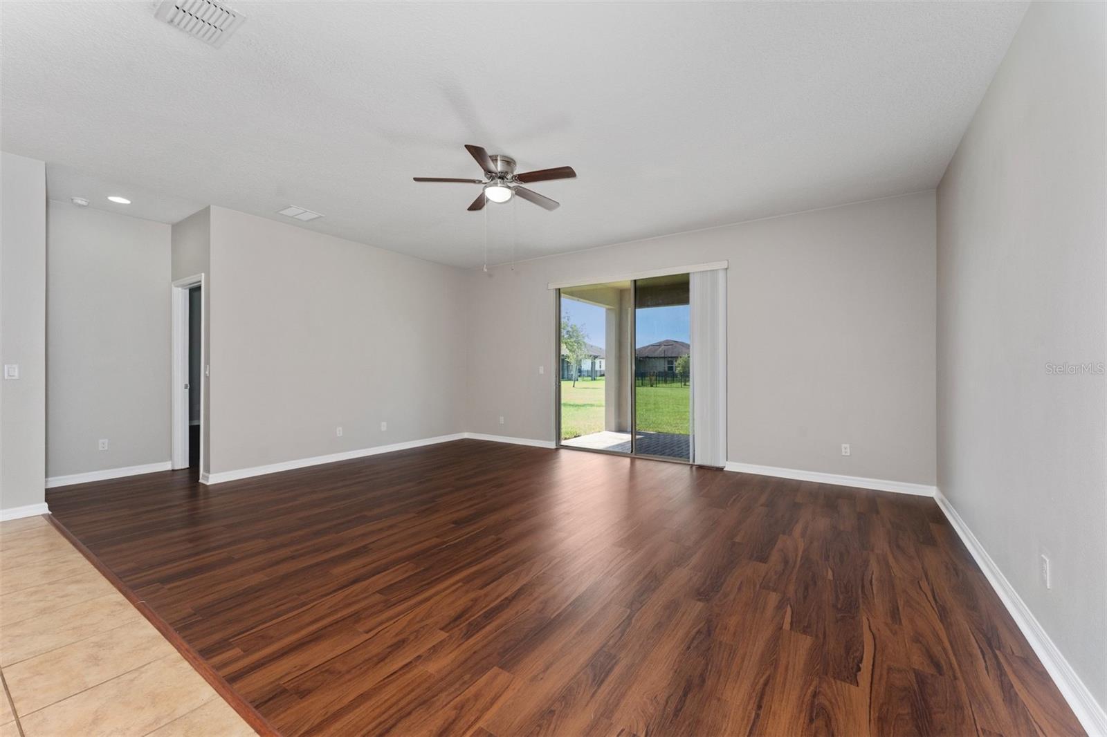 Image 5 of 27 For 2772 Mead Avenue