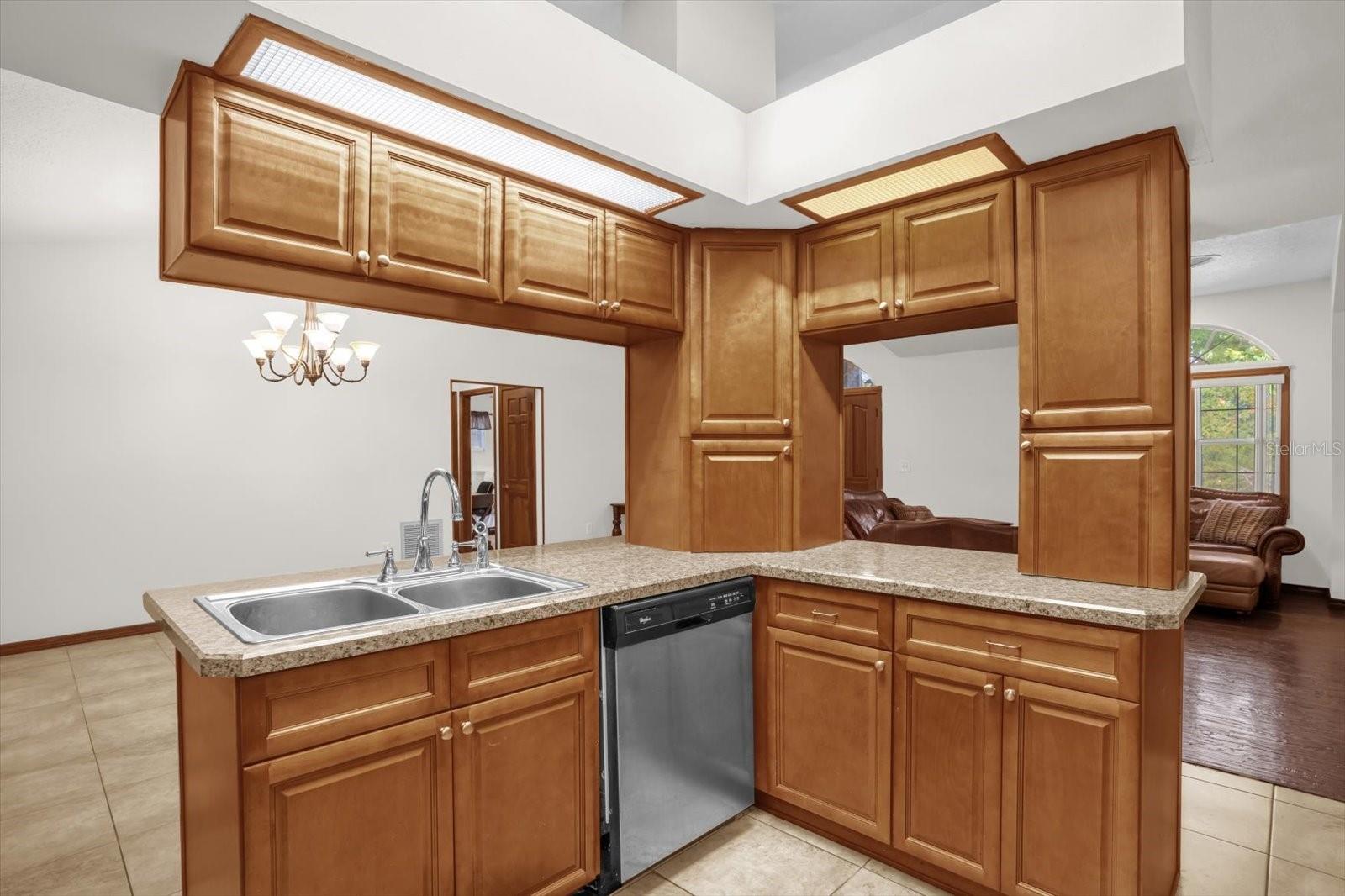 Image 10 of 32 For 3500 Sail Fish Avenue