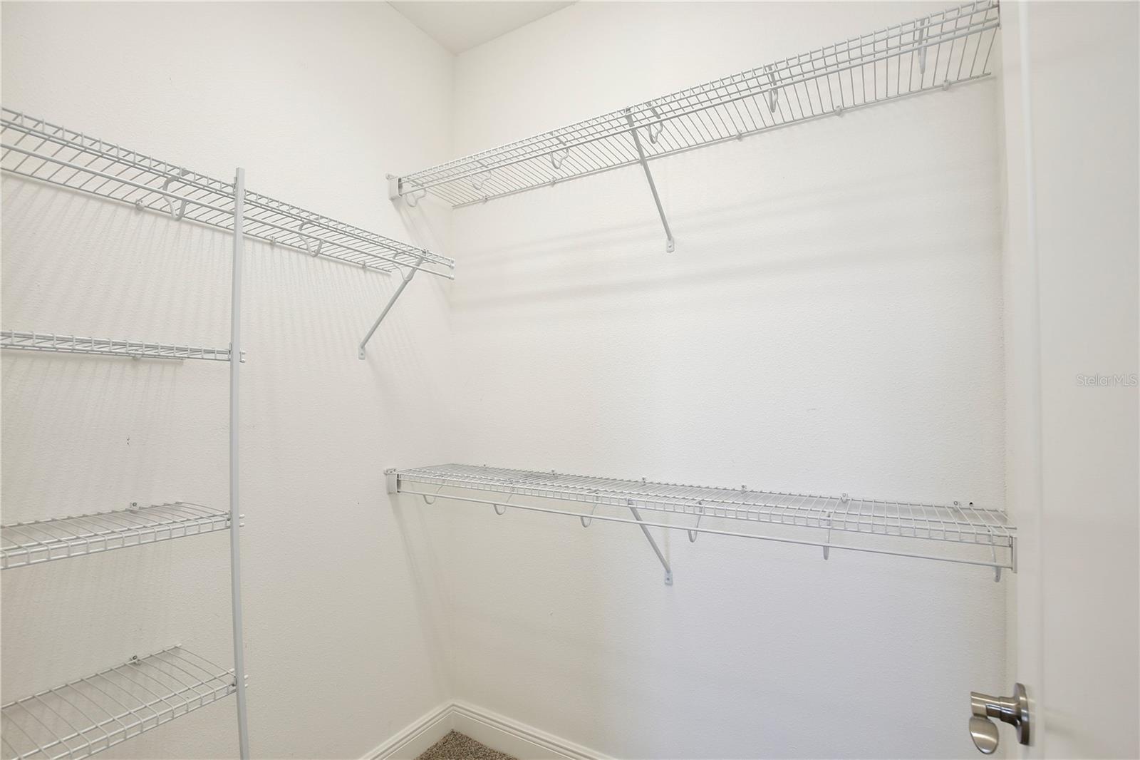 Image 12 of 20 For 14076 Helsby Street