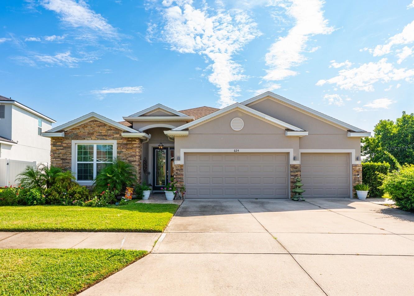 Details for 624 Neptune Drive, GROVELAND, FL 34736