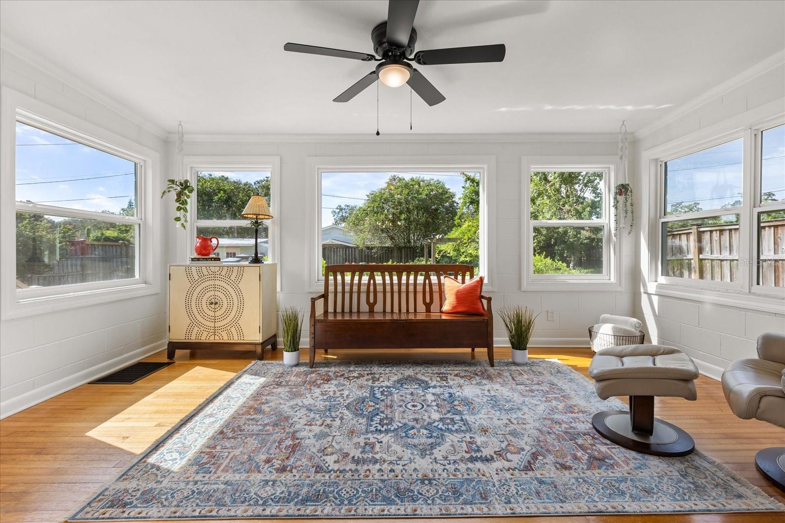 Image 11 of 42 For 810 Buckwood Drive