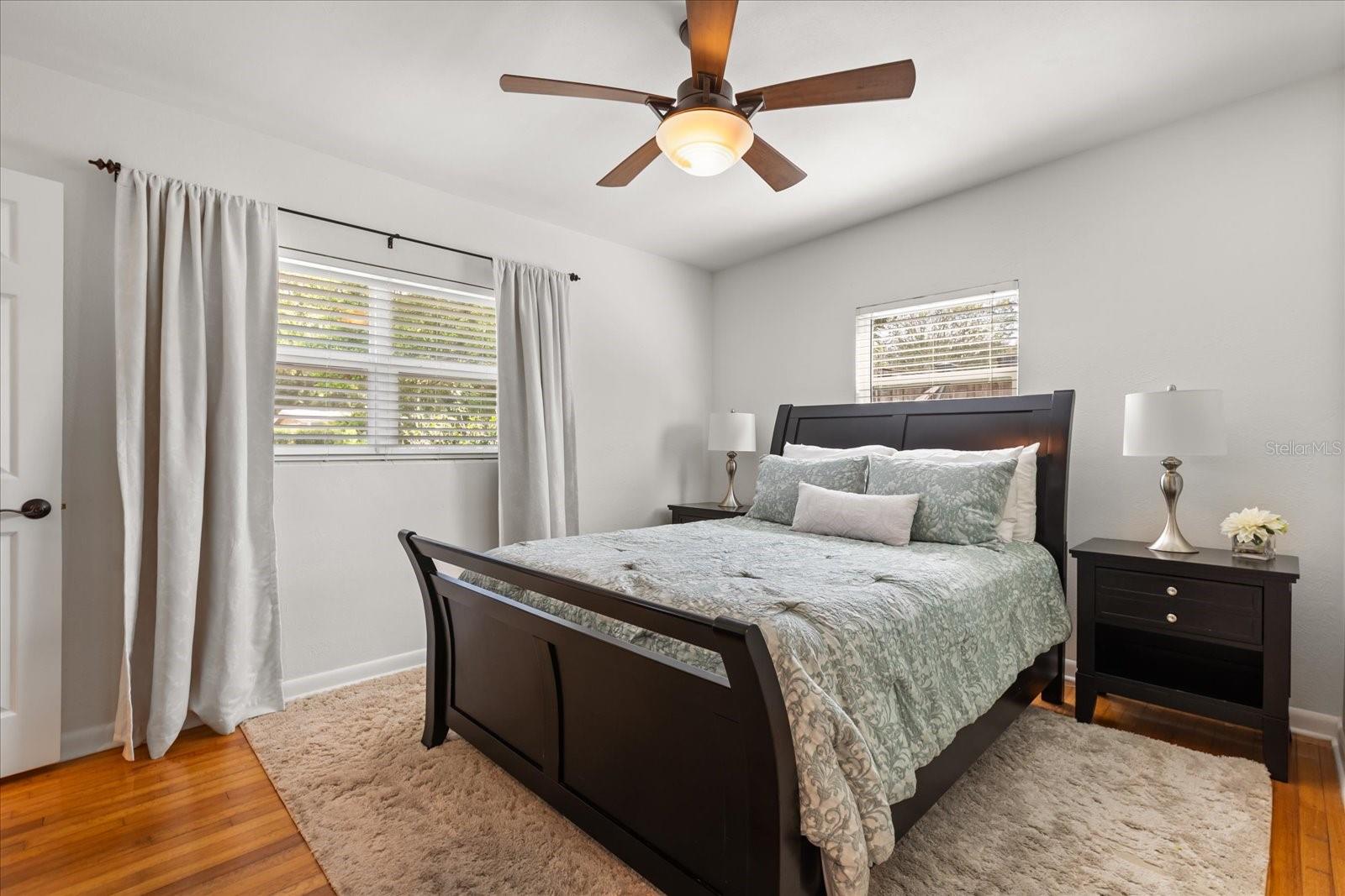 Image 17 of 42 For 810 Buckwood Drive