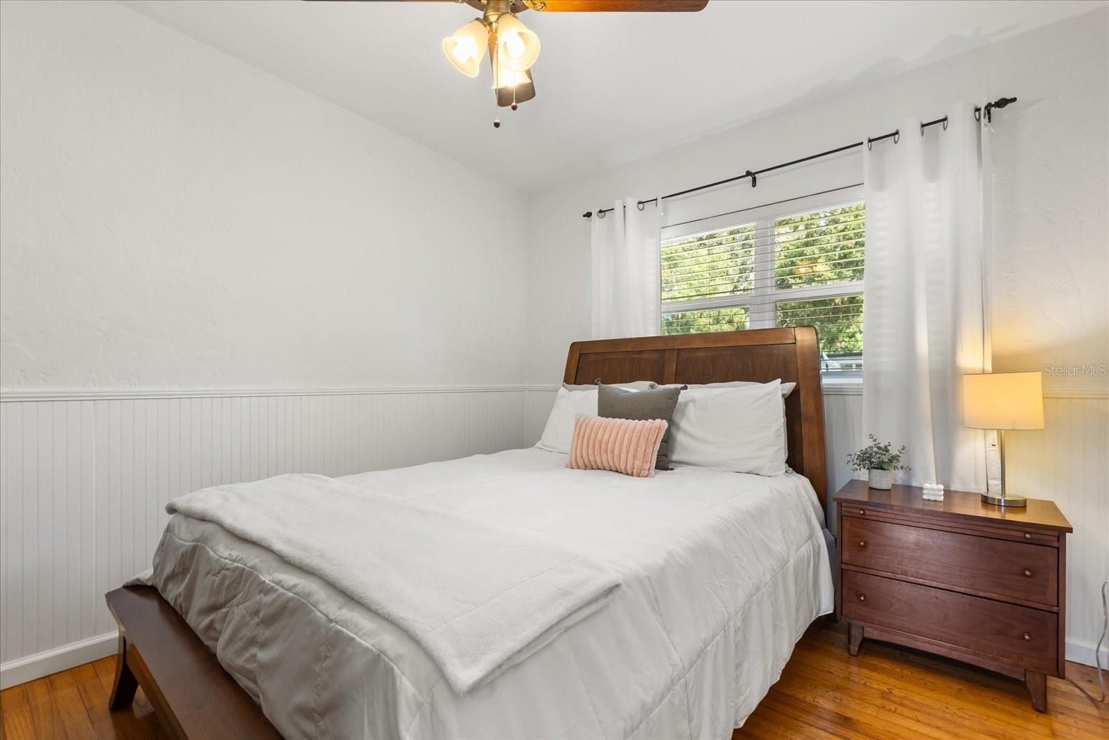 Image 23 of 42 For 810 Buckwood Drive