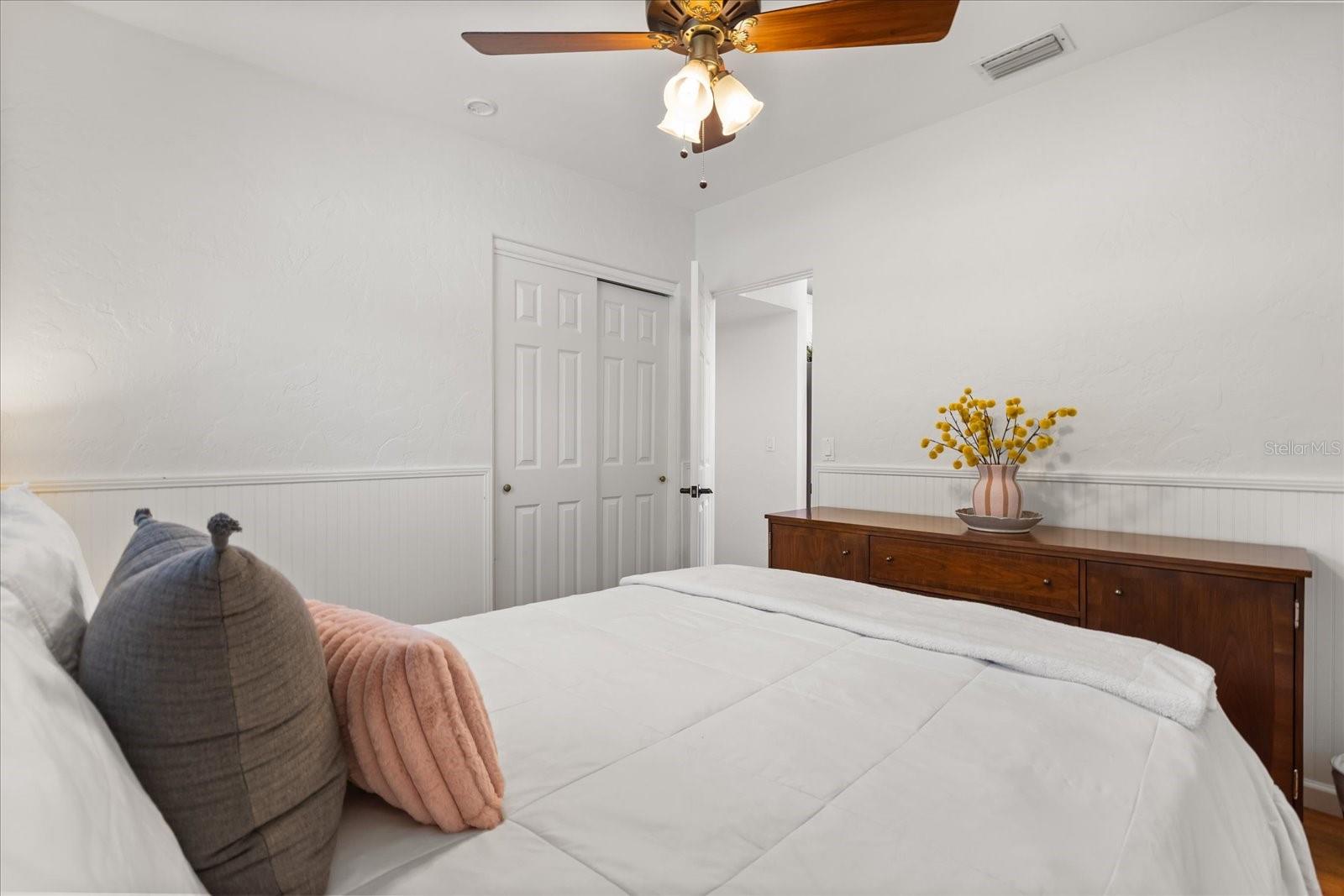 Image 24 of 42 For 810 Buckwood Drive