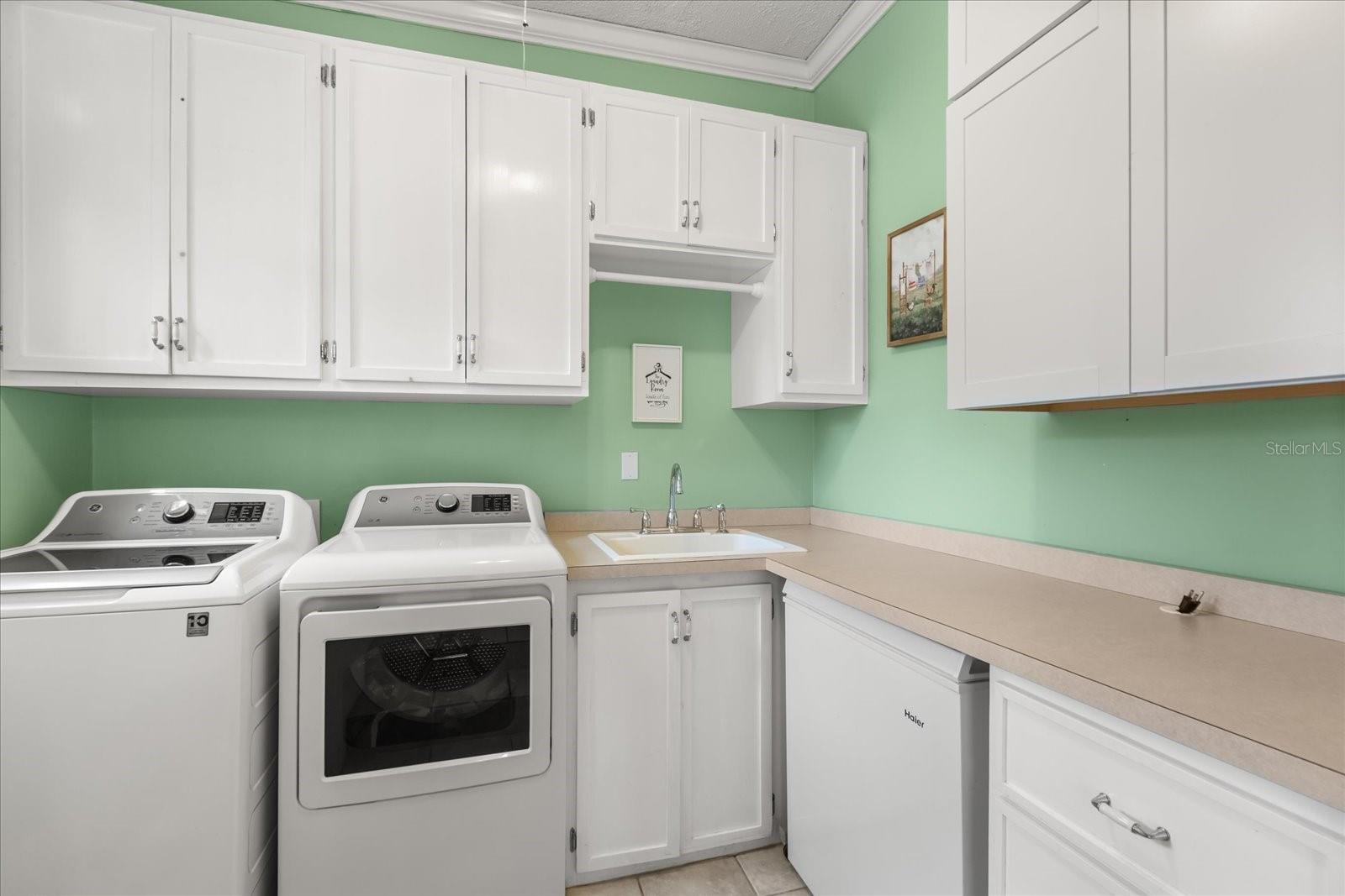 Image 30 of 42 For 810 Buckwood Drive