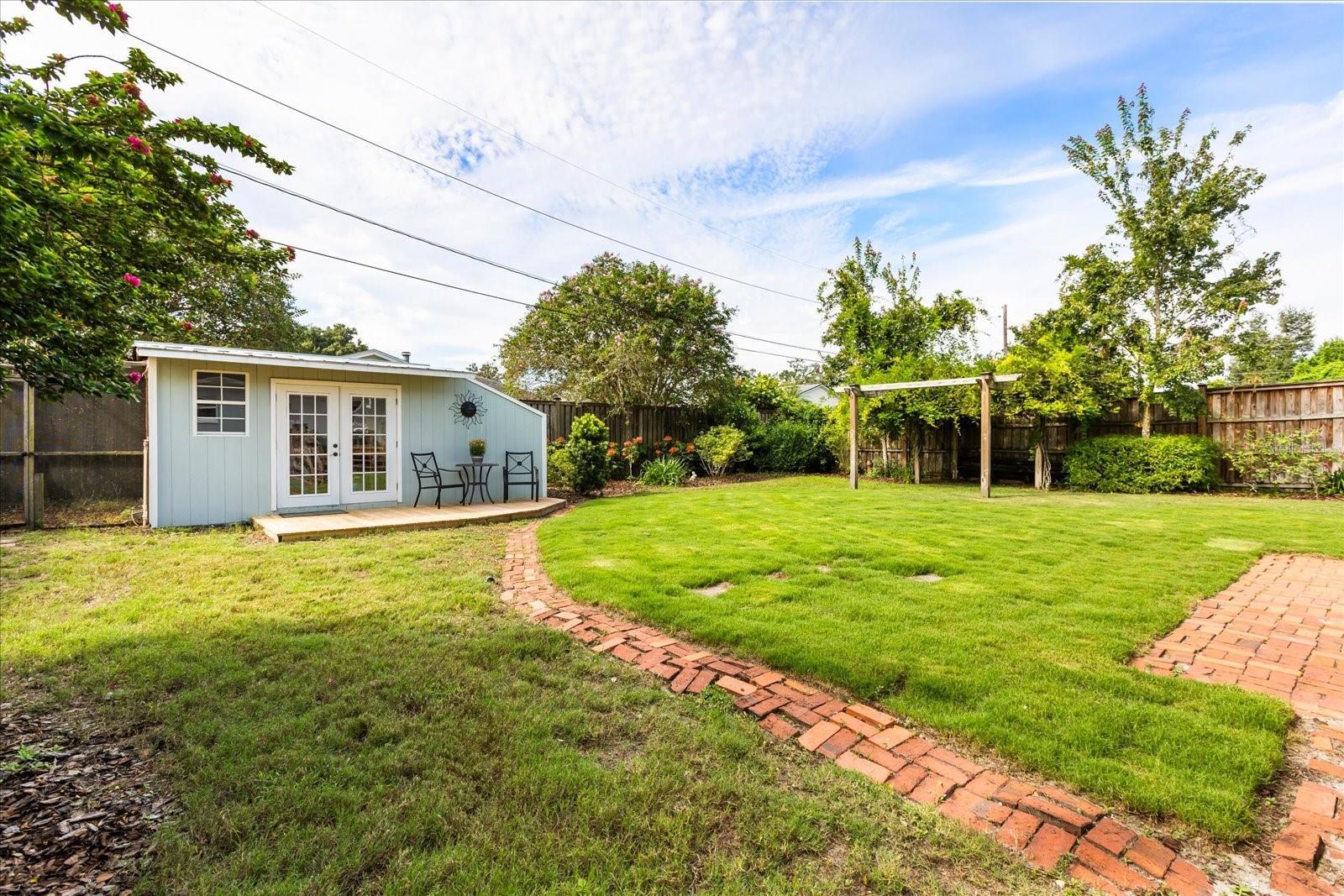 Image 35 of 42 For 810 Buckwood Drive