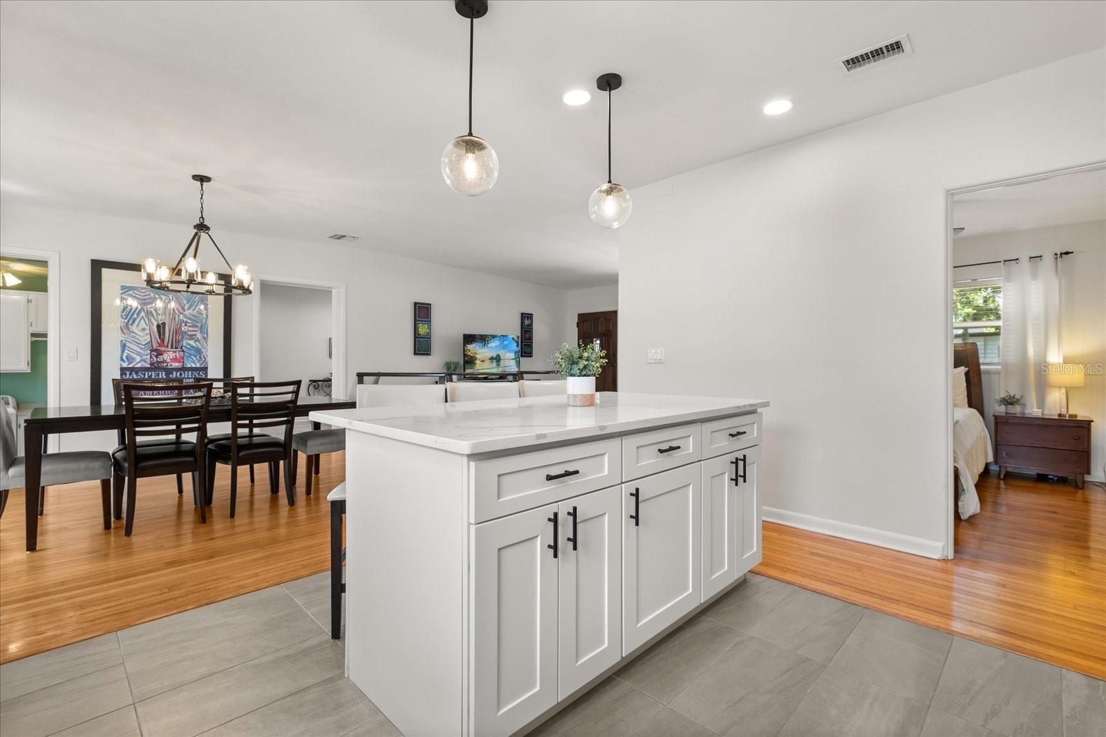 Image 9 of 42 For 810 Buckwood Drive