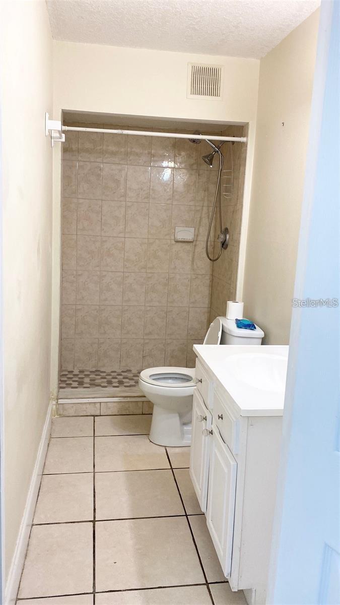 Image 12 of 16 For 1820 Amberly Avenue T10