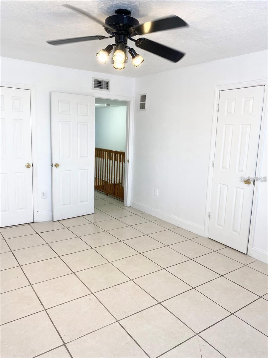 Image 8 of 16 For 1820 Amberly Avenue T10