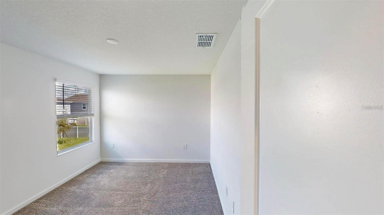 Image 18 of 32 For 1618 Reservoir Place