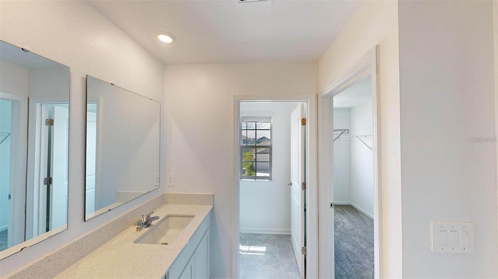 Image 25 of 32 For 1618 Reservoir Place