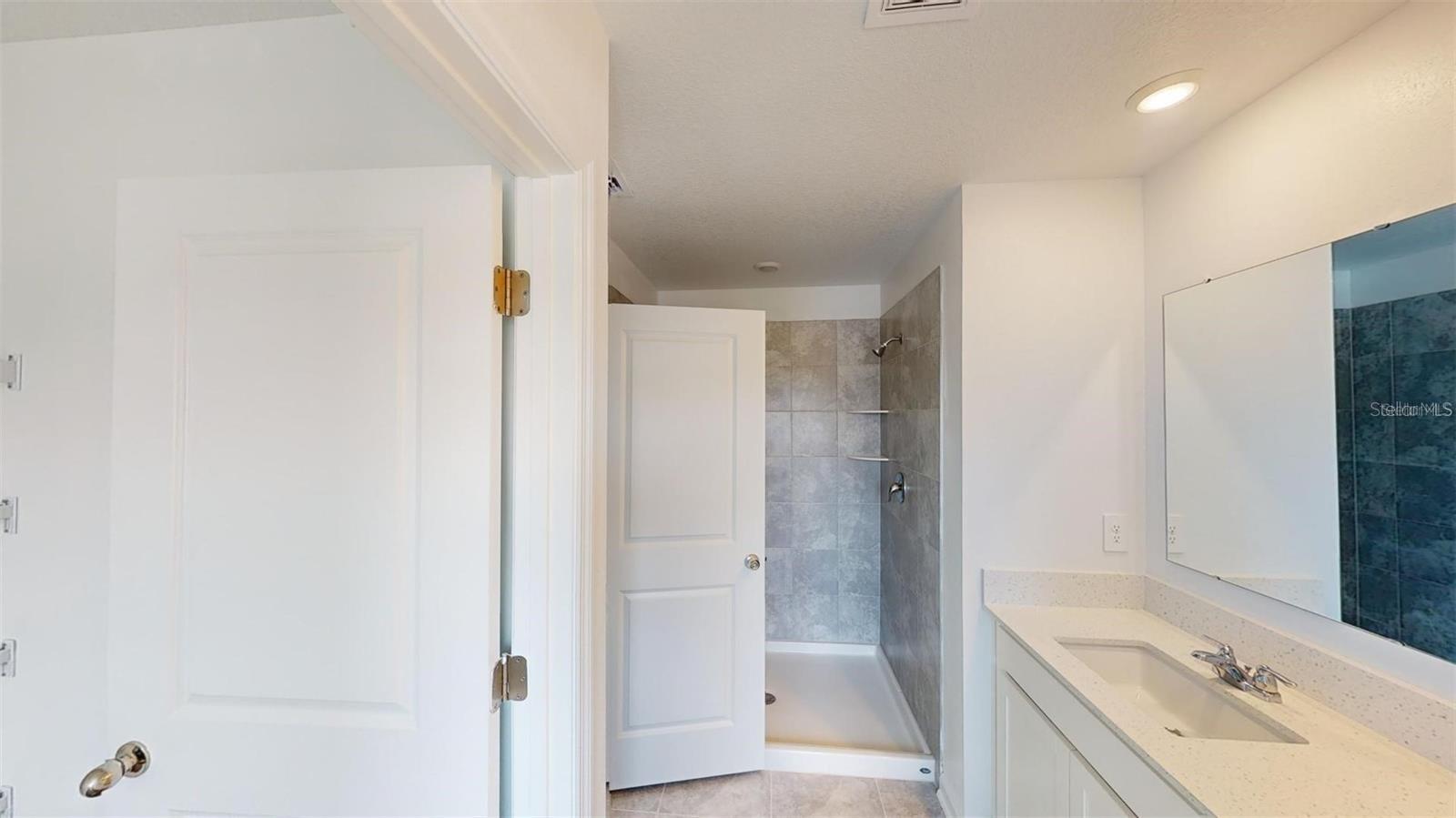 Image 26 of 32 For 1618 Reservoir Place