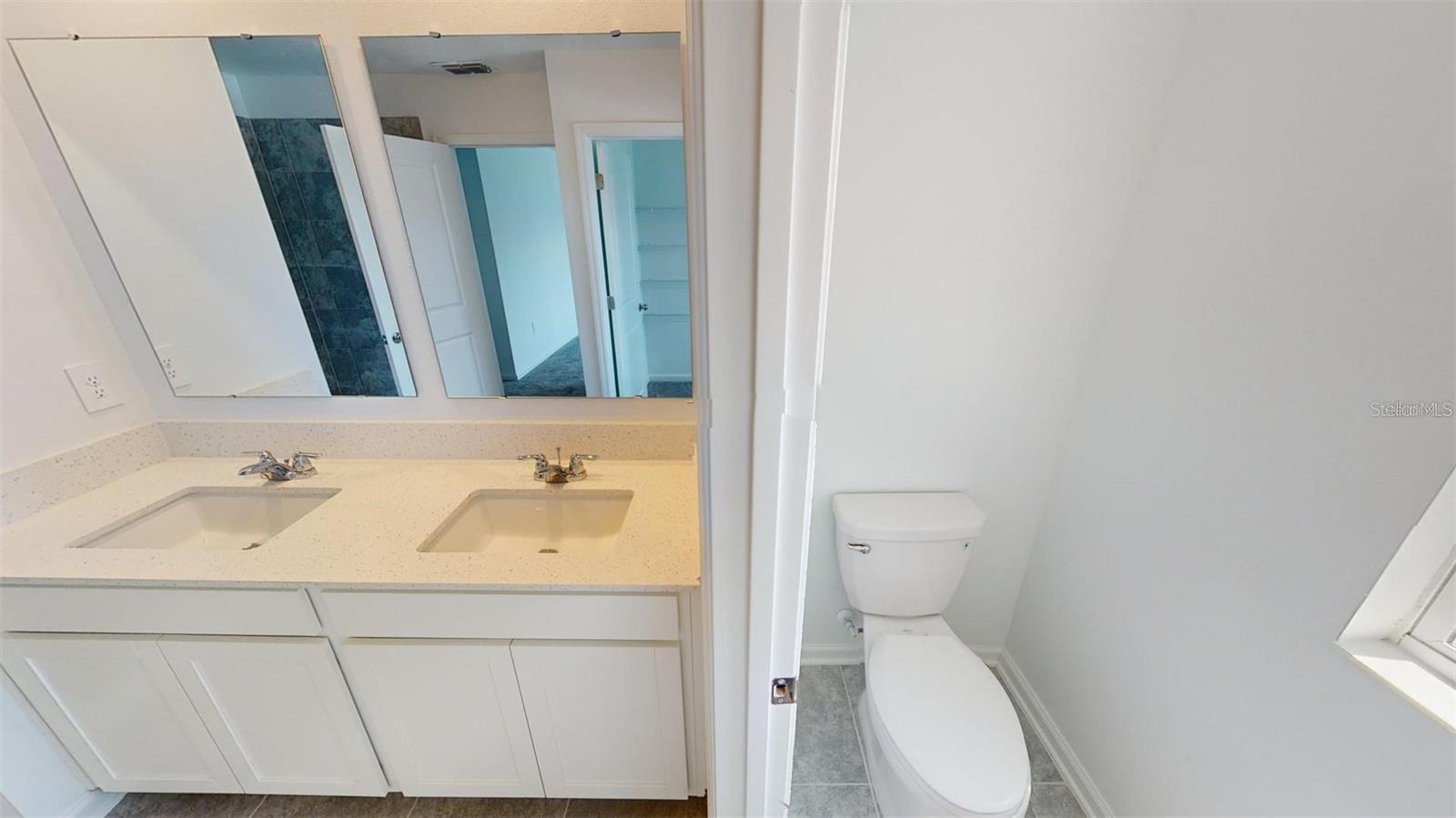 Image 27 of 32 For 1618 Reservoir Place