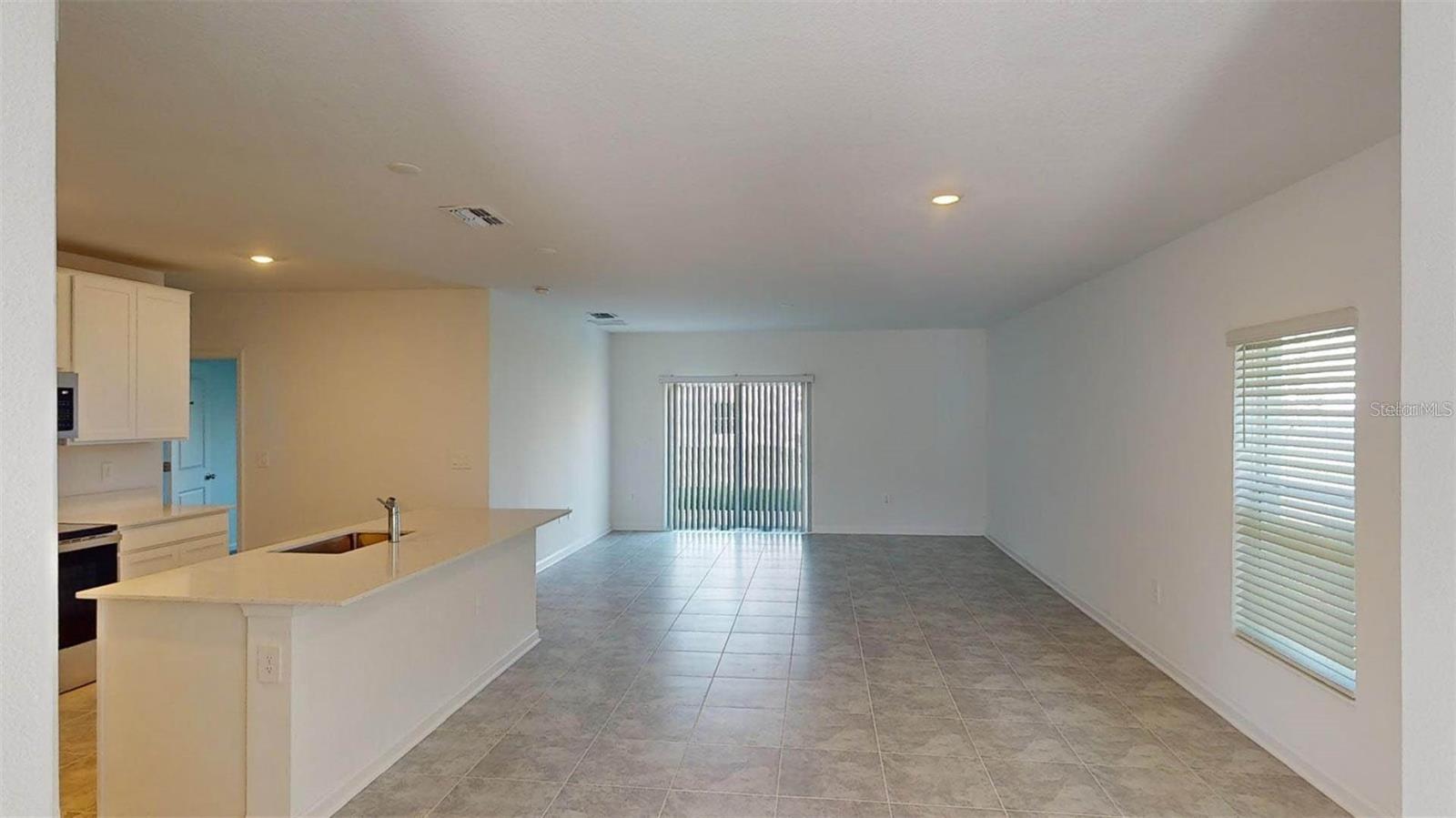 Image 4 of 32 For 1618 Reservoir Place