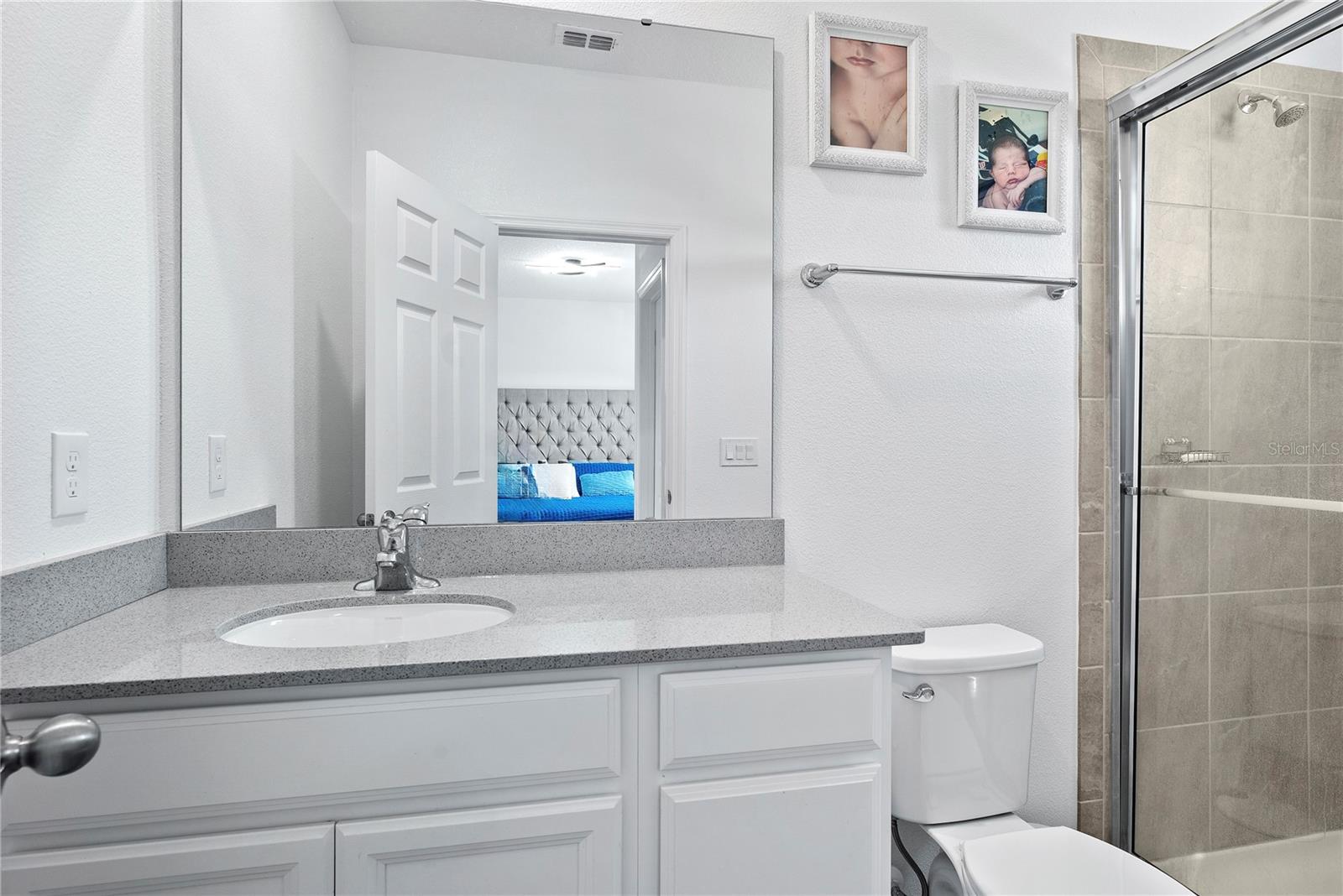 Image 19 of 25 For 7363 Mezzano Lane