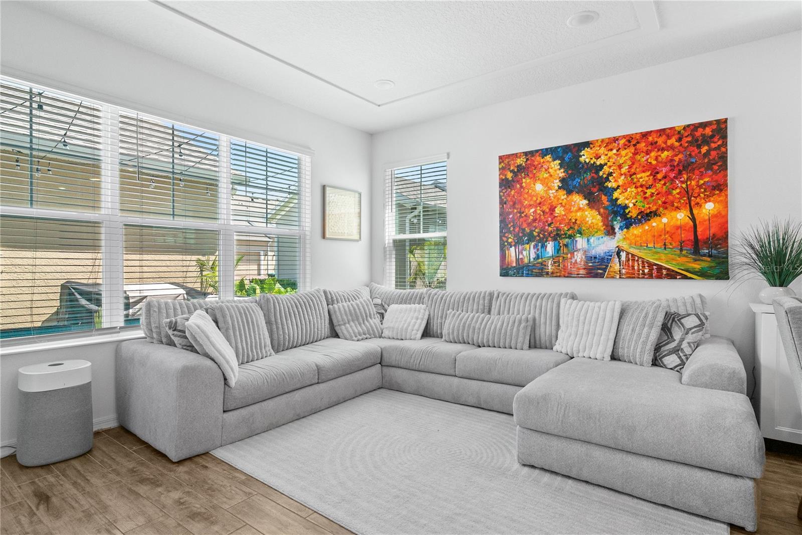 Image 7 of 25 For 7363 Mezzano Lane