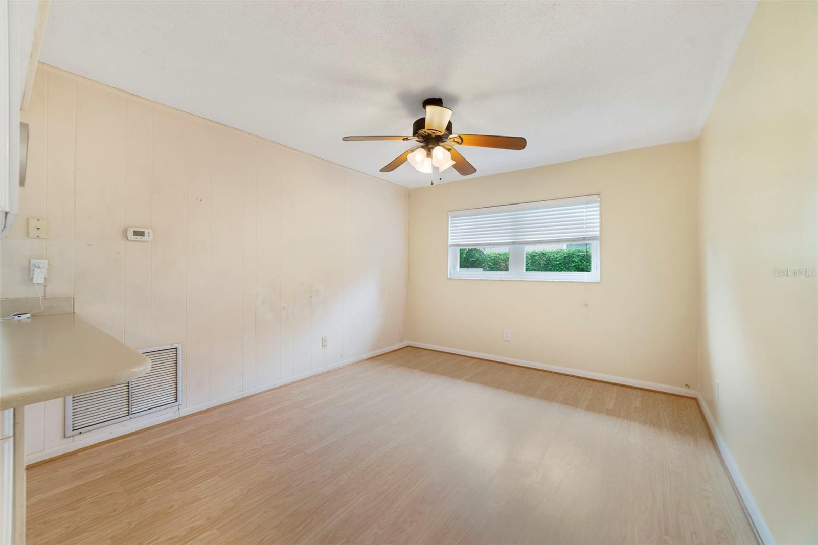 Image 18 of 22 For 4989 Wind Street