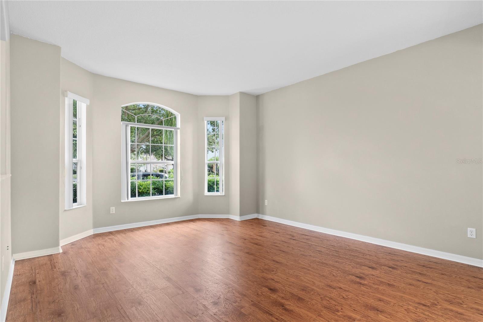 Image 3 of 38 For 14708 Masthead Landing Circle