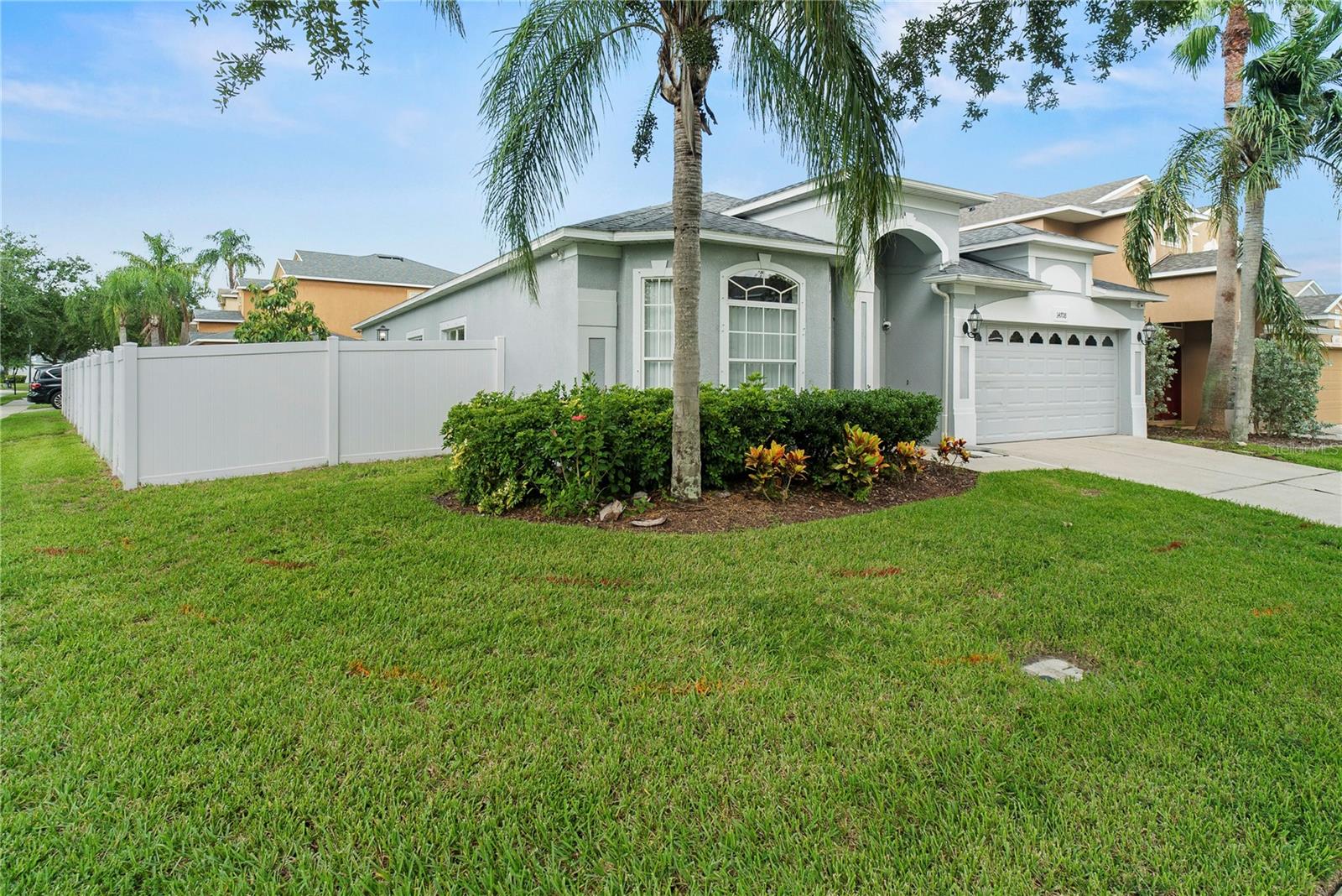 Image 33 of 38 For 14708 Masthead Landing Circle