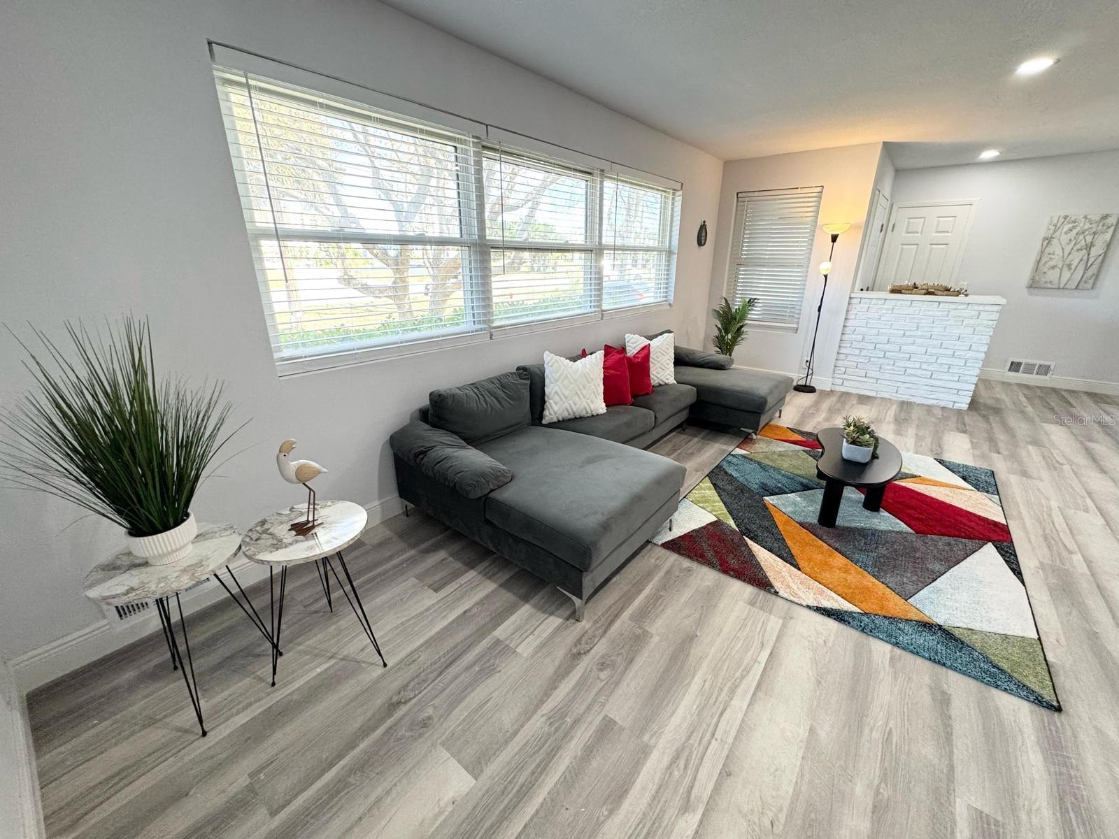 Image 12 of 51 For 2326 Peninsula Drive
