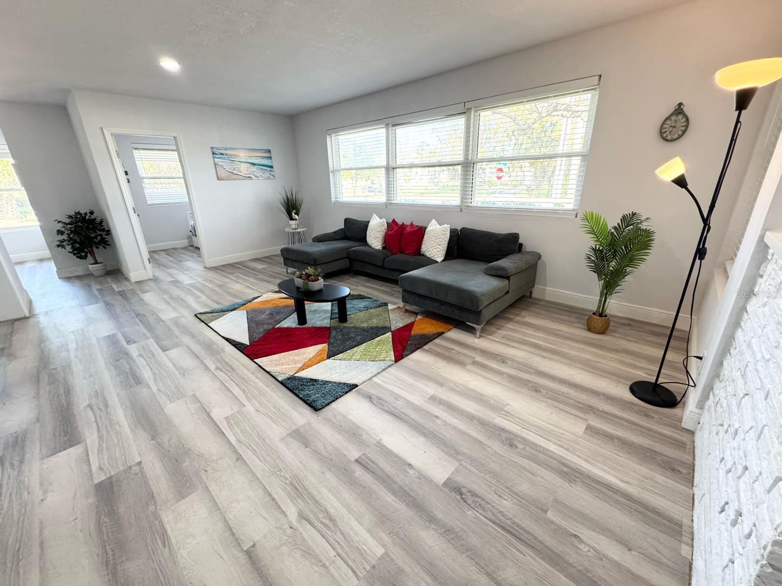 Image 18 of 51 For 2326 Peninsula Drive