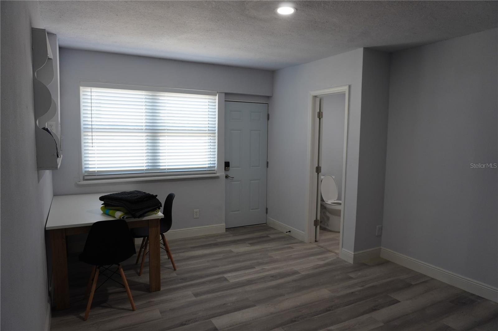 Image 41 of 51 For 2326 Peninsula Drive