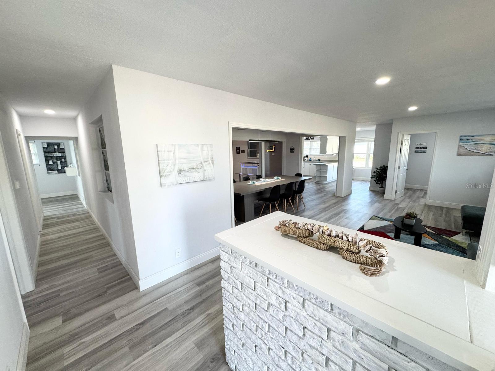 Image 6 of 51 For 2326 Peninsula Drive