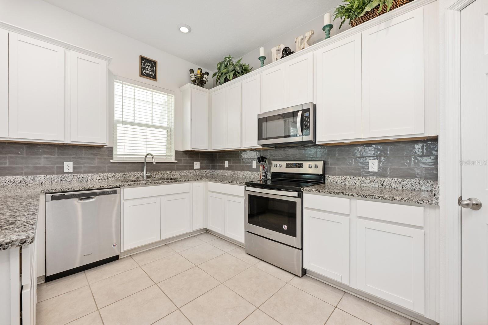 Image 11 of 39 For 1412 Garden Arbor Lane