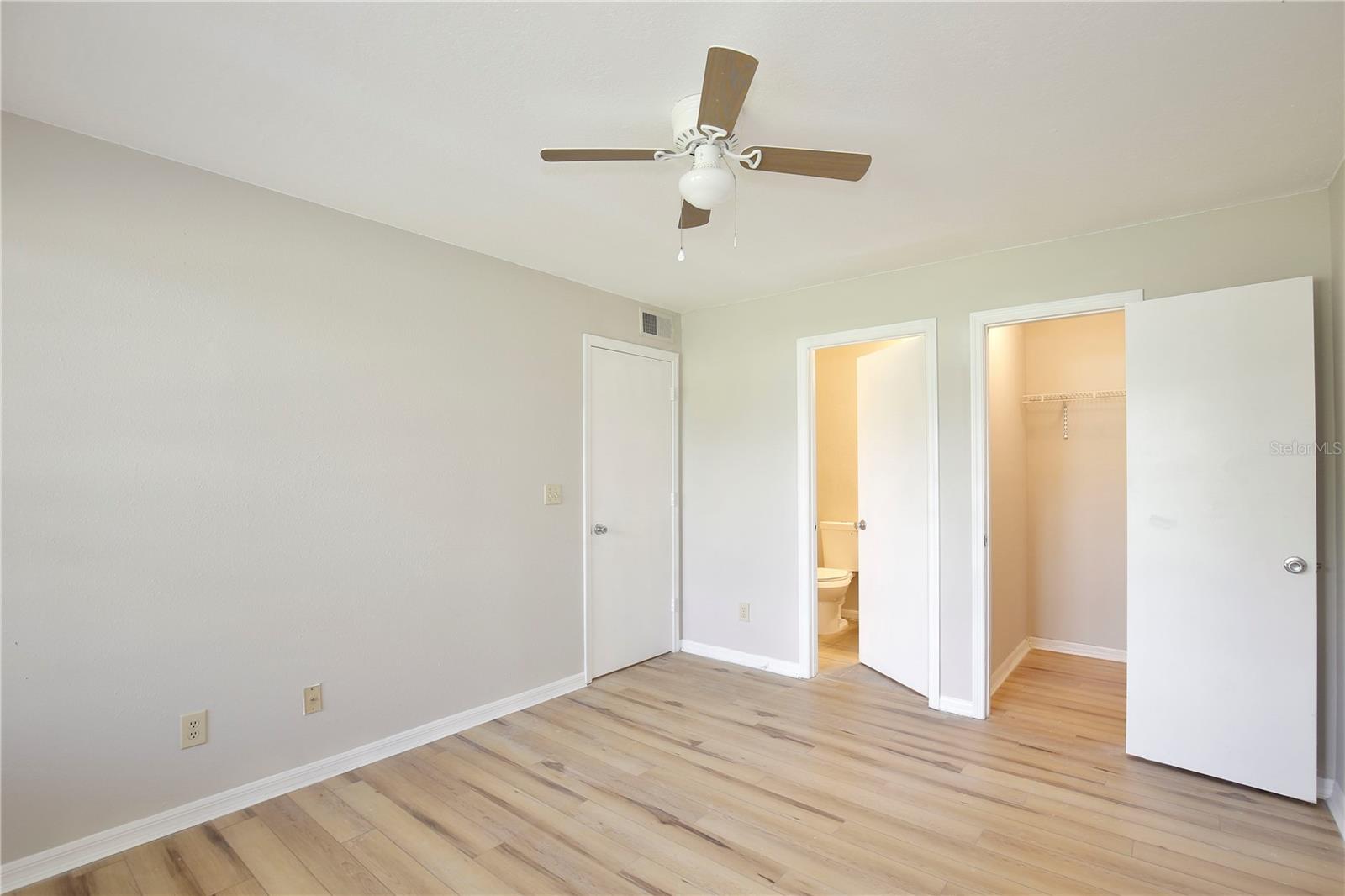 Image 10 of 20 For 6130 Westgate Drive 103