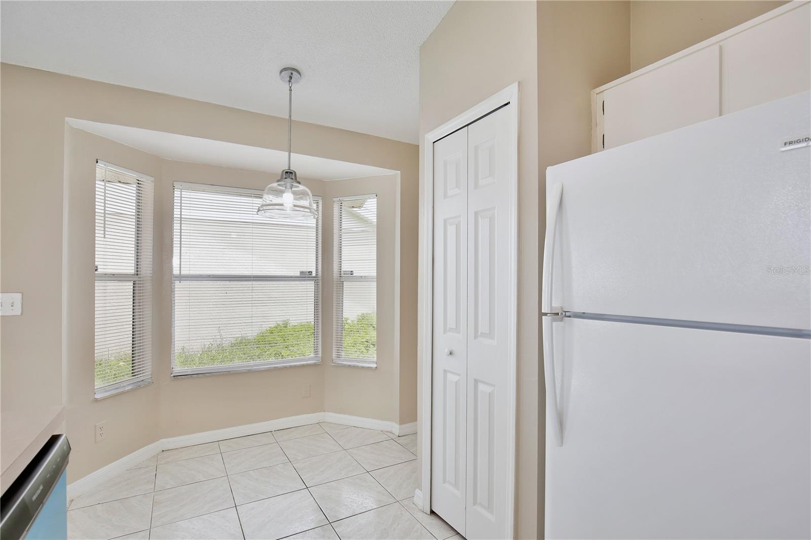 Image 10 of 20 For 2454 Harbor Town Drive