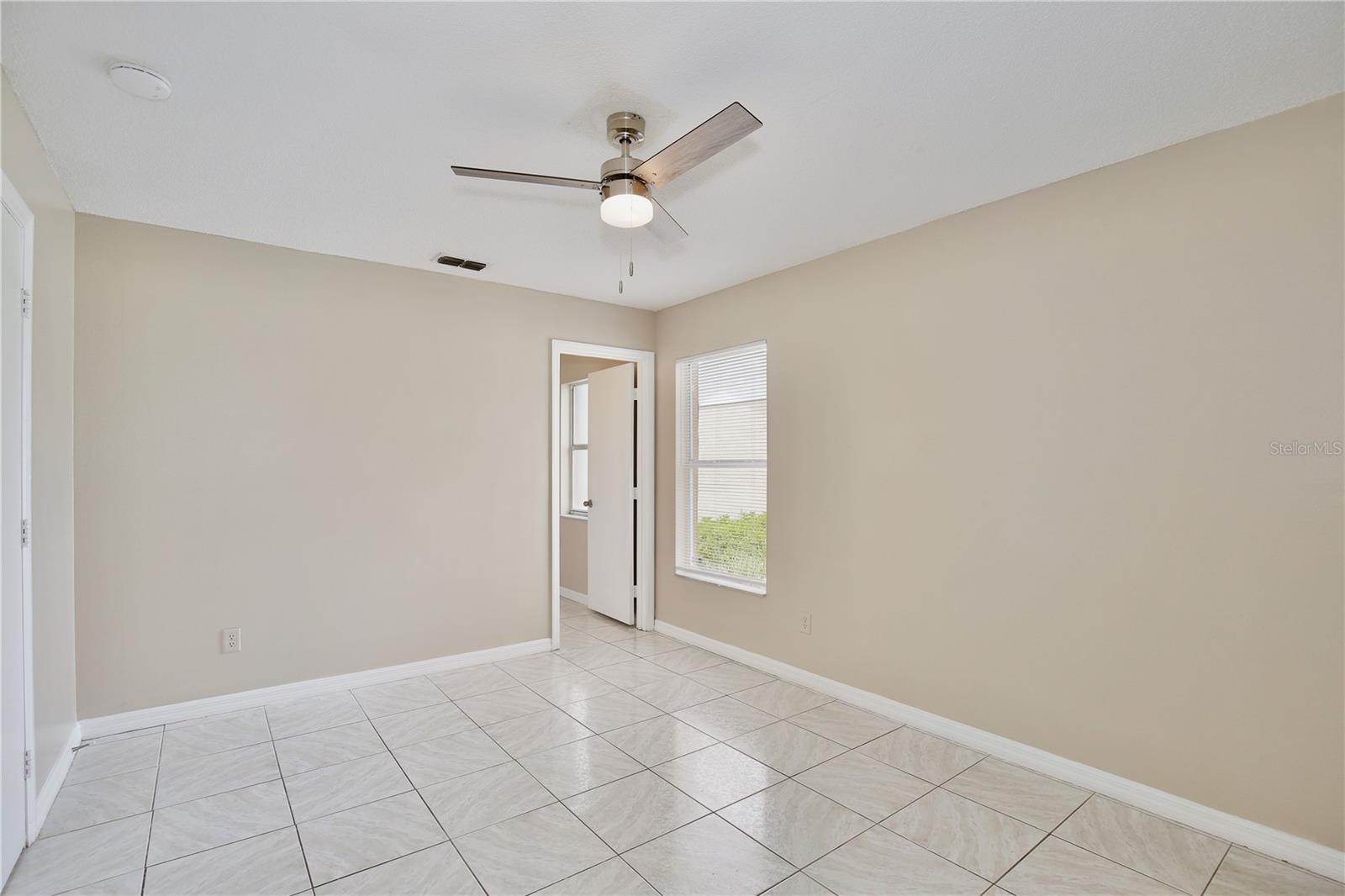Image 12 of 20 For 2454 Harbor Town Drive