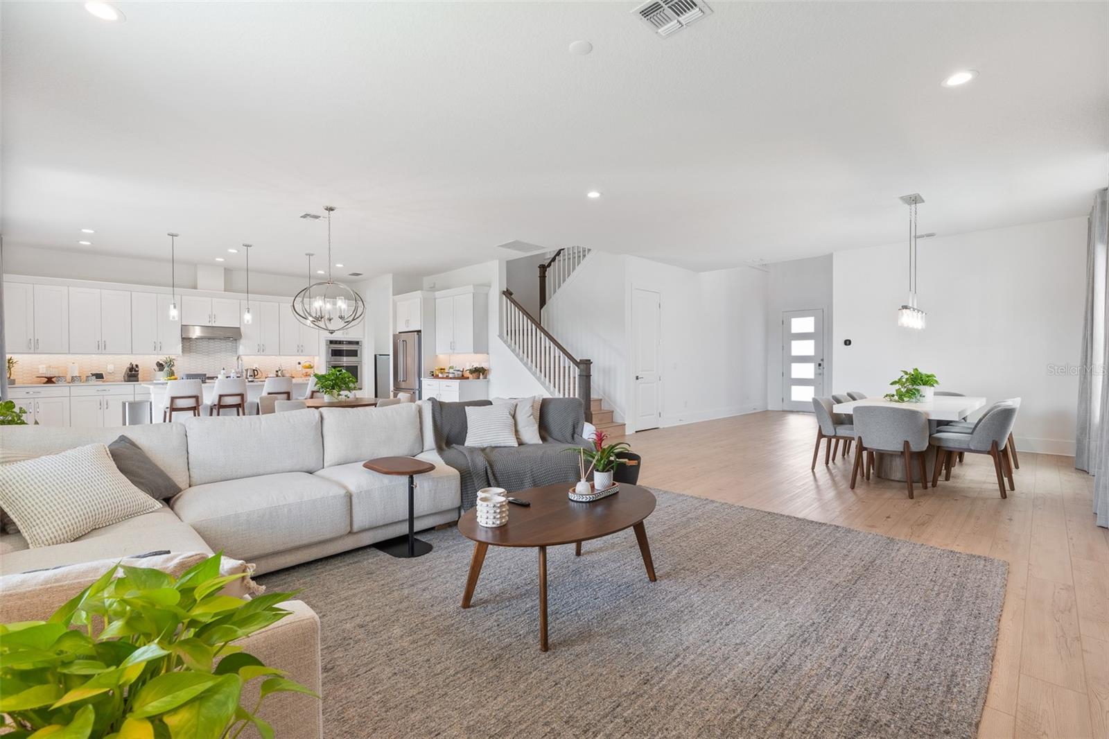 Image 15 of 46 For 13235 Tollcross Way
