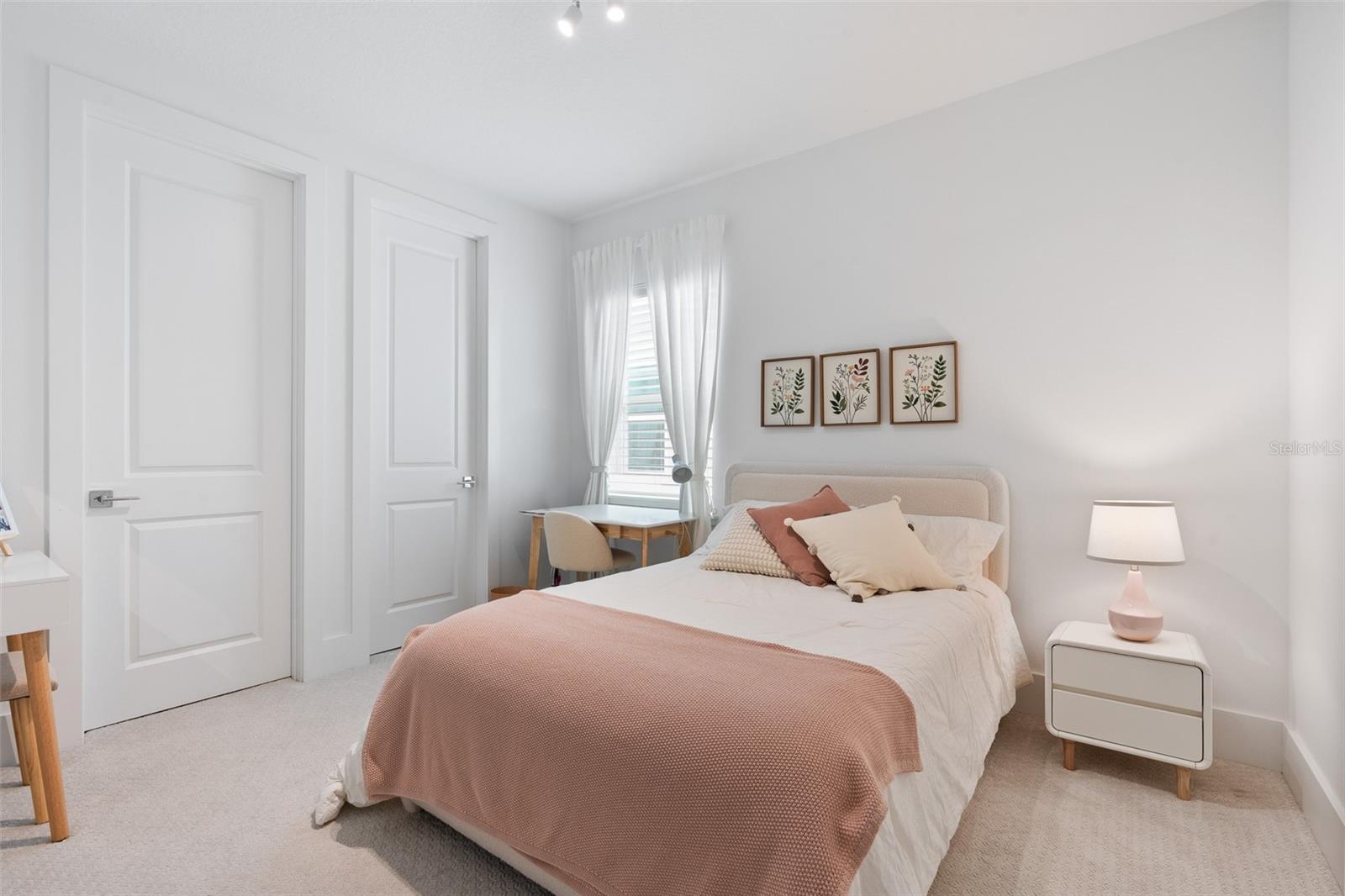 Image 31 of 46 For 13235 Tollcross Way
